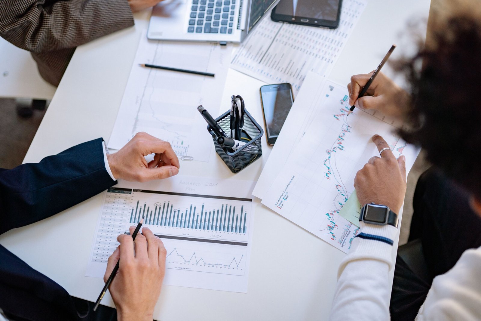 What Is a Business? A Complete Guide for Beginners